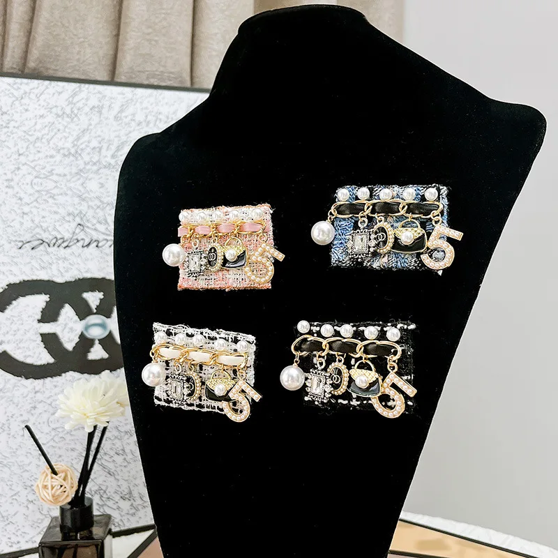 Broche vintage com borla de pérola francesa