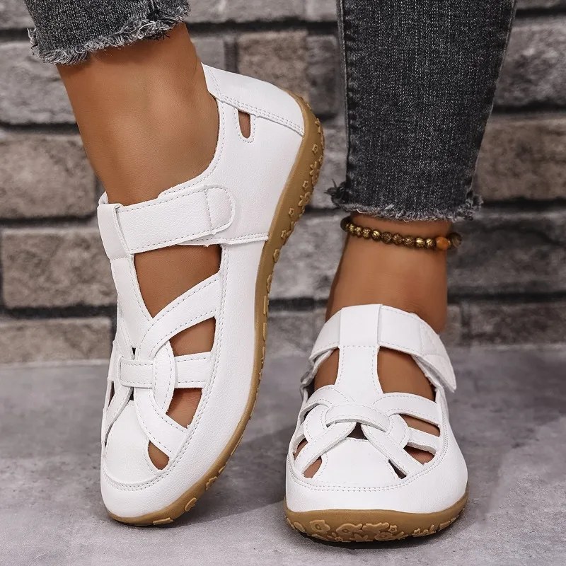 

Solid Women Color Light Open-Toe Breathable Flats Lightweight Soft Leather Outdoor Shoes Women Causal Sandals New Women Shoes