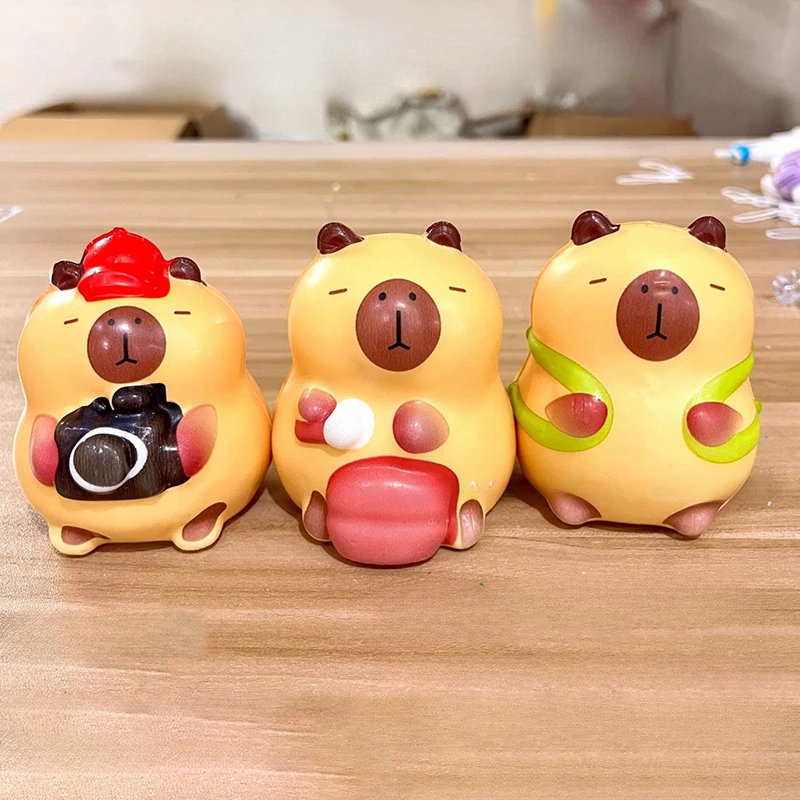 1Pcs Cute Sensory Toy Capybara Squeeze Toy PU Slow Rebounce Capybara Model Doll Toy Pinch Decompression Toy Desktop Ornament