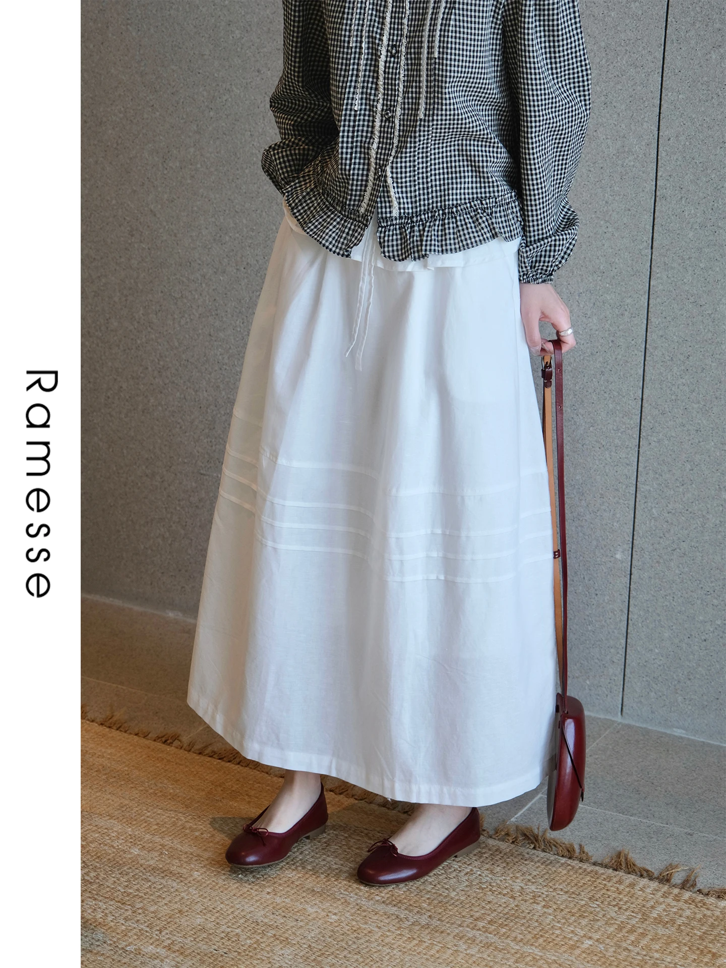 

Ramesse Spring Letter White Linen Hemmed Elastic Waist Umbrella Skirt Midi Length Half-length Skirts for Girls And Ladies