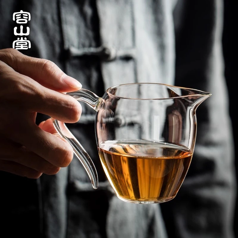 Rongshantang Heqi glass fair cup heat-resistant thickeneded tea filter integrated tea divider ceramic personal tea set