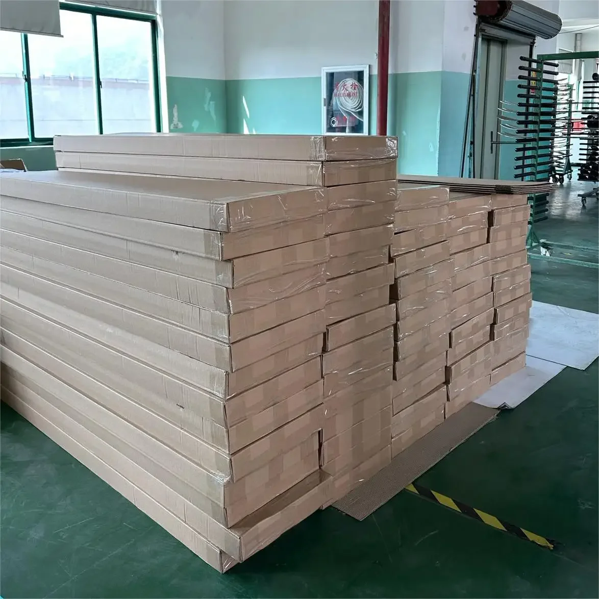 Wholesale Custom Winter Sports Alpine Ski All Mountain Twin Tips Ski Back Country Ski For Adult and Kids