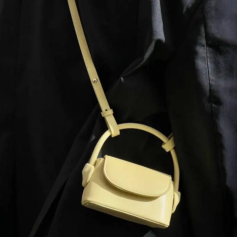 حقائب يد نسائية كورية أنيقة تناسب الجميع حقائب كتف صغيرة كلاسيكية غير رسمية Y2k حقائب كروس عصرية جمالية