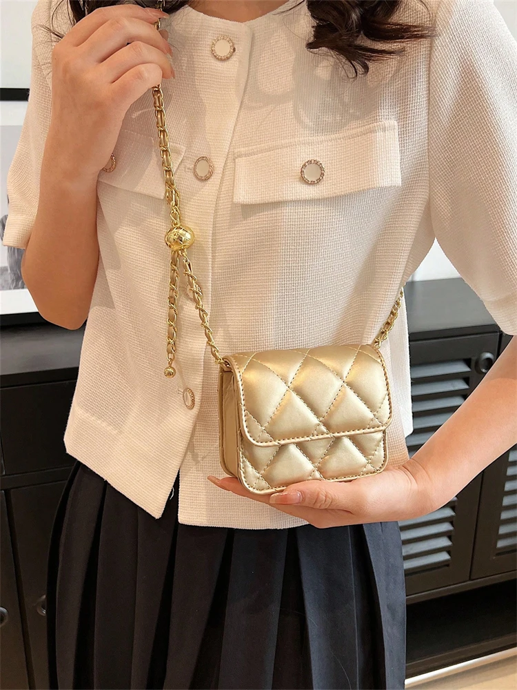 Spring and summer fashion, gold ball chain strap, can be paired with single shoulder, slant shoulder, mini lipstick bag