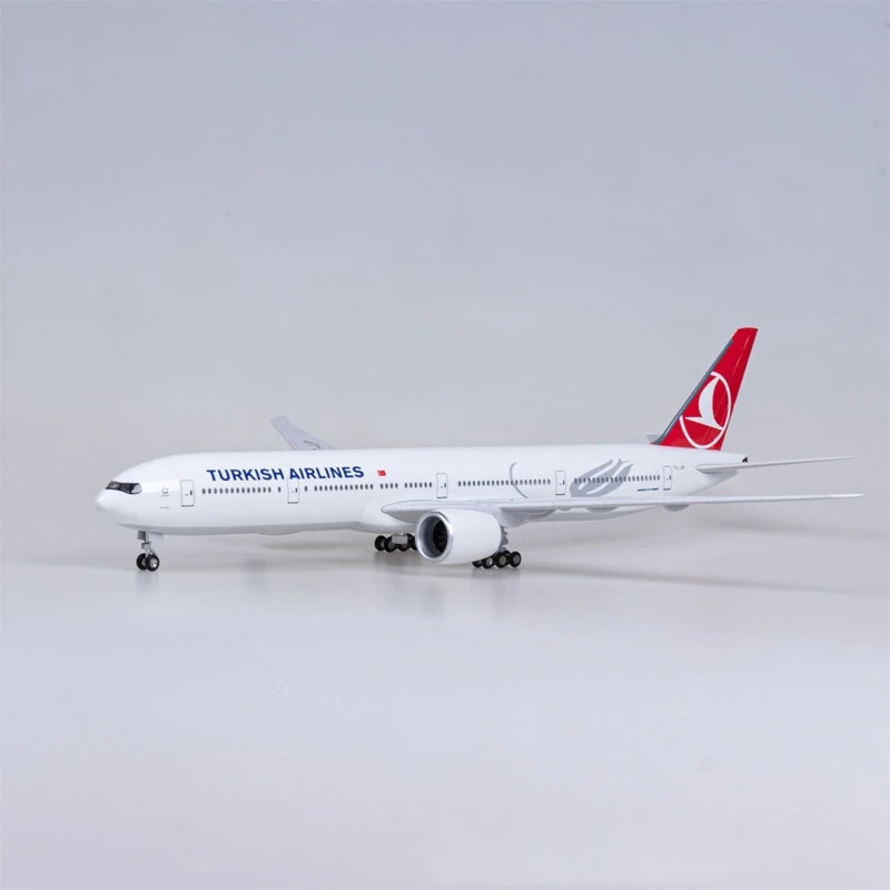 Escala 1:157, juguete de 47cm, modelo B777, avión turco Air Airlines con luz y rueda, avión de resina fundida a presión, juguete de exhibición de colección