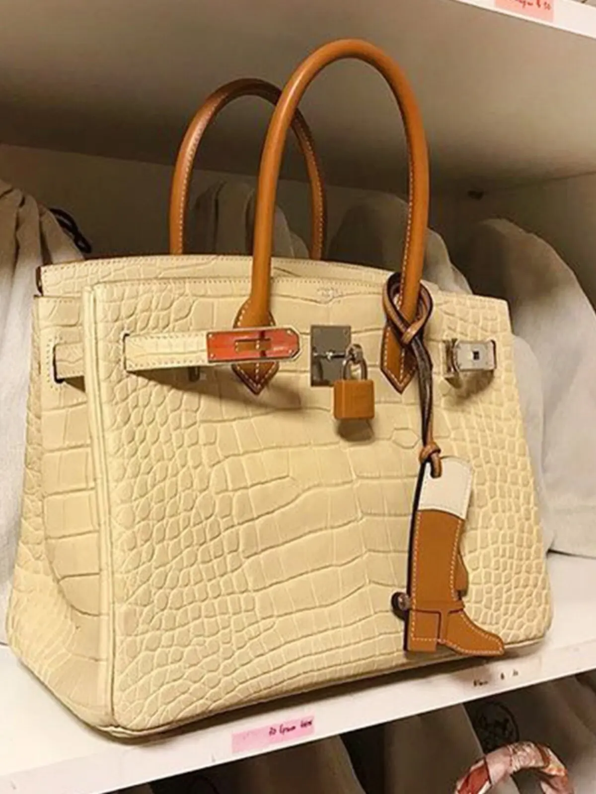 luxury-color-block-leather-boot-pendant-handmade-women's-bag-pony-charm-trendy-bag-charm-for-daily-use