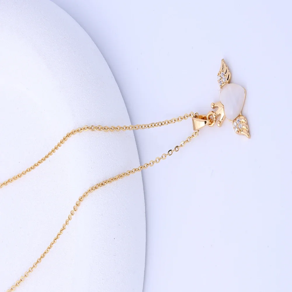 Collana, angelo femminile, corona, nicchia, temperamento semplice, senso del design, accessori per catena di alimentazione con zirconi, acciaio al titanio di fascia alta