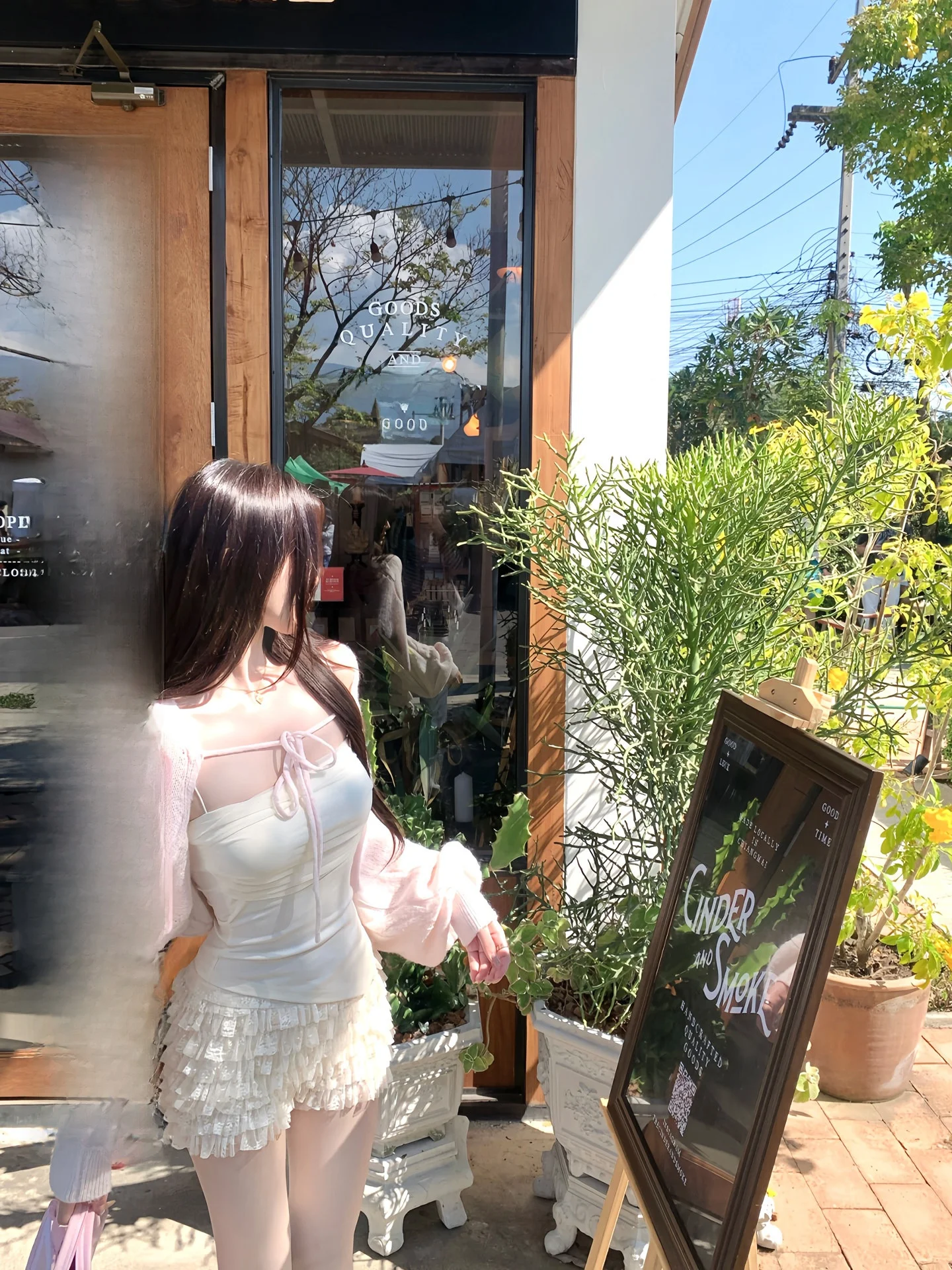 

Soft Korean Style Women's Knitted Cardigan Pure Desire Short Top with Fluffy Texture Gentle And Elegant White Water Lady