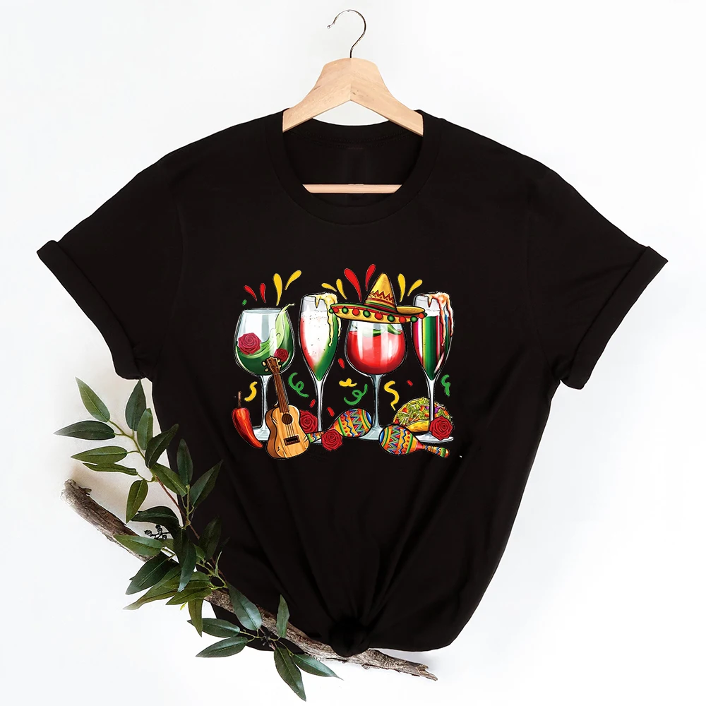 Festive Dia De Los Muertos Print T-Shirt Women's Casual Top with Dia De Los Muertos Drinking Glasses and Maracas Design Shirts