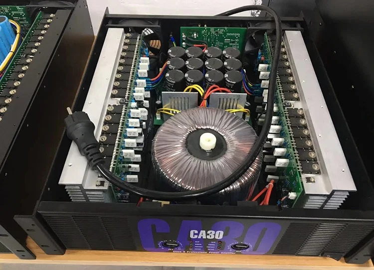 OEM/ODM CA Series 3U Audio Sound Standard CA12 CA18 CA20 250 1400 Watts High Professional Power Amplifier