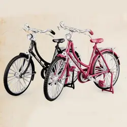 Mini Bicycle Model with Pump Movable Pedal & Wheels DIY Assembled Bike Model Ornament 1:10 Scale Miniature Alloy Bike Retro Deco