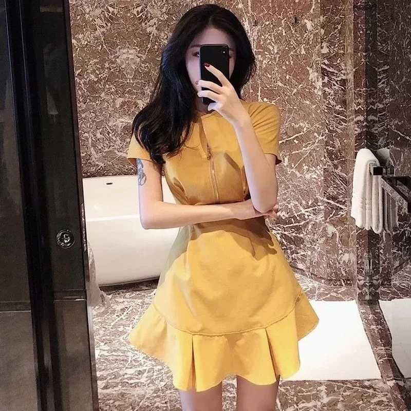 Short Yellow Mini Women\'s Dress Black Clothing Female Dresses 2024 Promotion Harajuku Cheap Casual Offer Trend Unique Y2k Retro