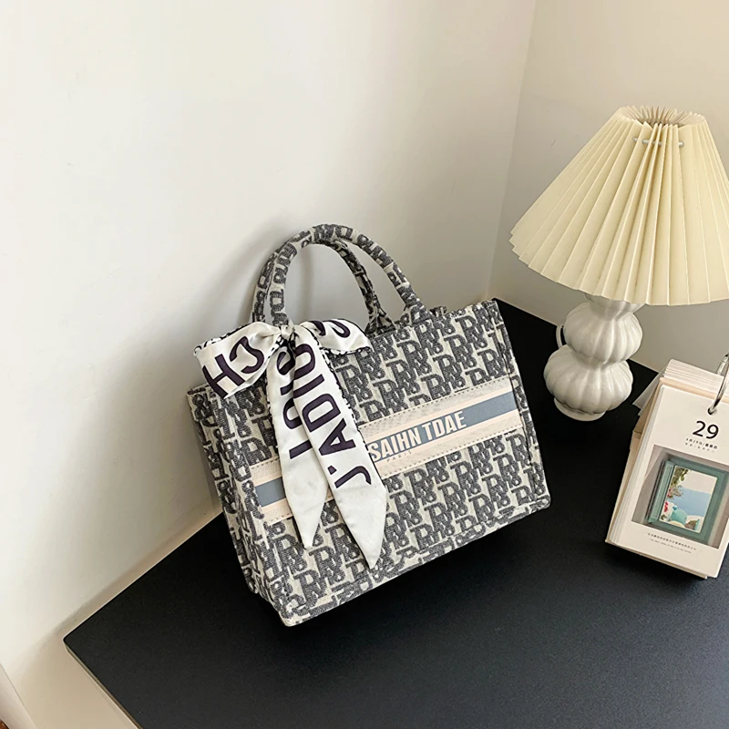 

Attractive Crossbody Shoulder Bag Creative Printing Retro Presbyopic Shopping Bag Lightweight One Shoulder Stylish