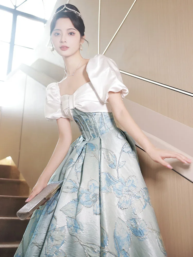 2025 Abito da sera blu Colletto quadrato francese Maniche a sbuffo Abiti da festa di compleanno in raso stampato vintage Abito da ballo a-line Caldo