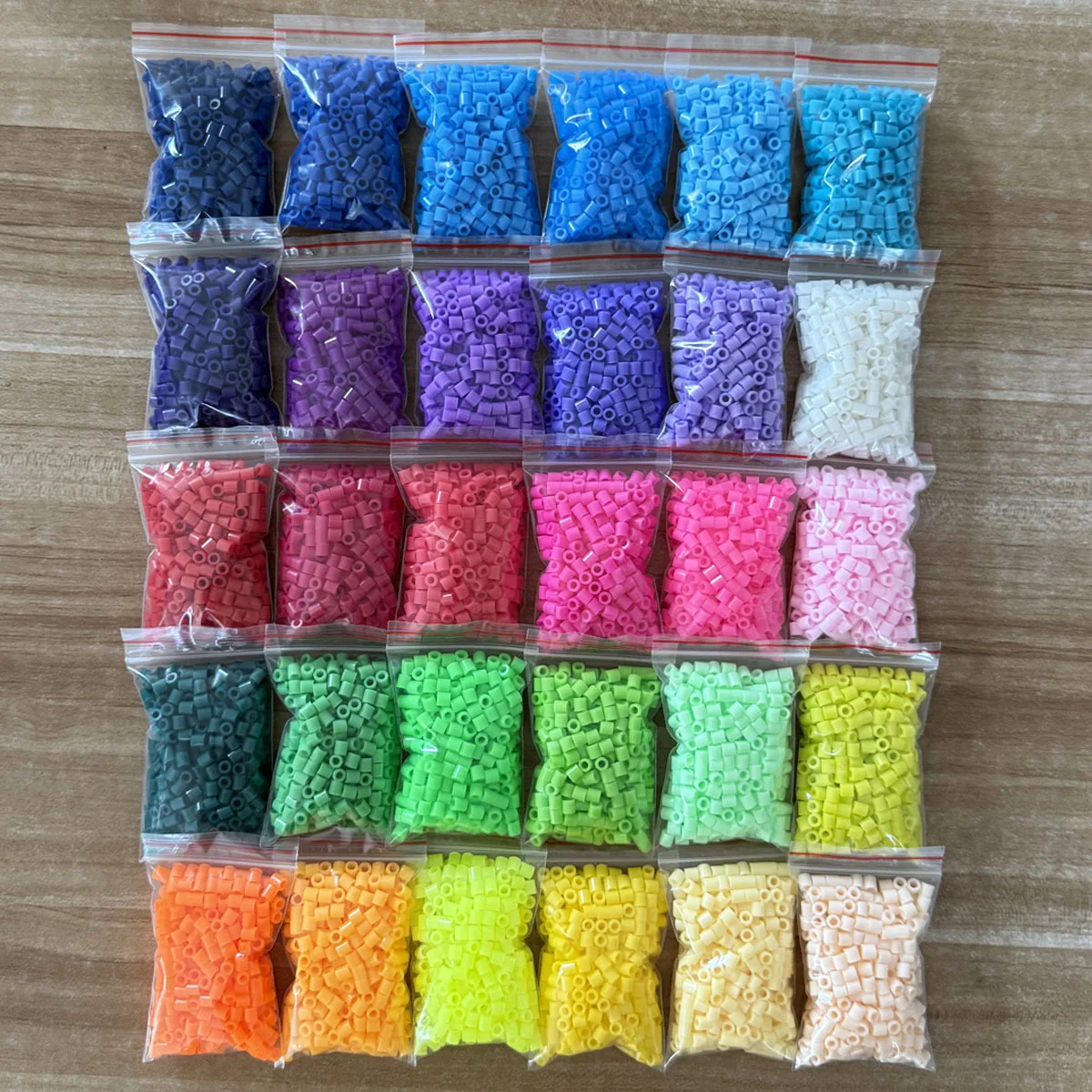 5MM 10000 szt. Koraliki Hama 3D Pixel Puzzle Koraliki Żelazne dla dzieci Koraliki Perler Hama DIY Wysokiej Jakości Ręcznie Robione Prezent Zabawka Koraliki do Zgrzewania