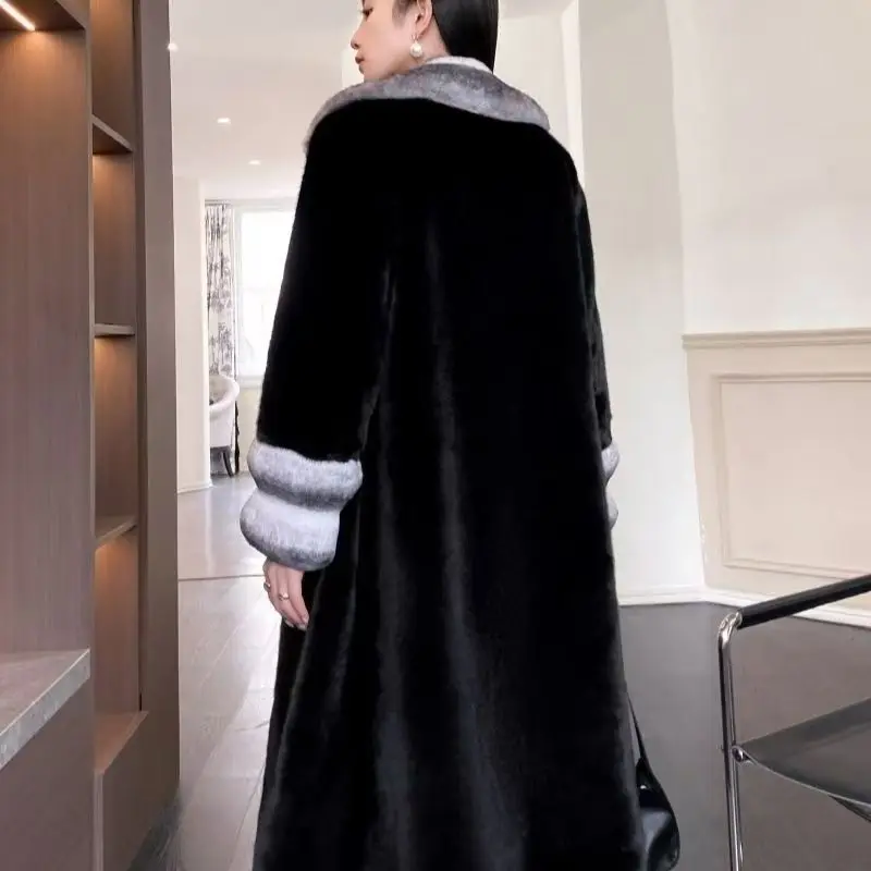 Winter New Women's Fur Coat Loose Commuting V-neck Long Fake Fur Coat