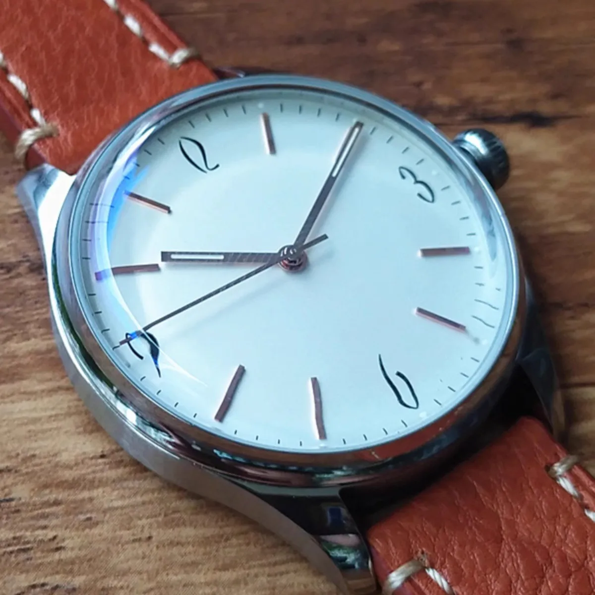 التلقائي شكل ميكانيكي Latty Business Jinggong NH35A مؤشر مضيء التقويم فقاعة مرآة جلدية للرجال