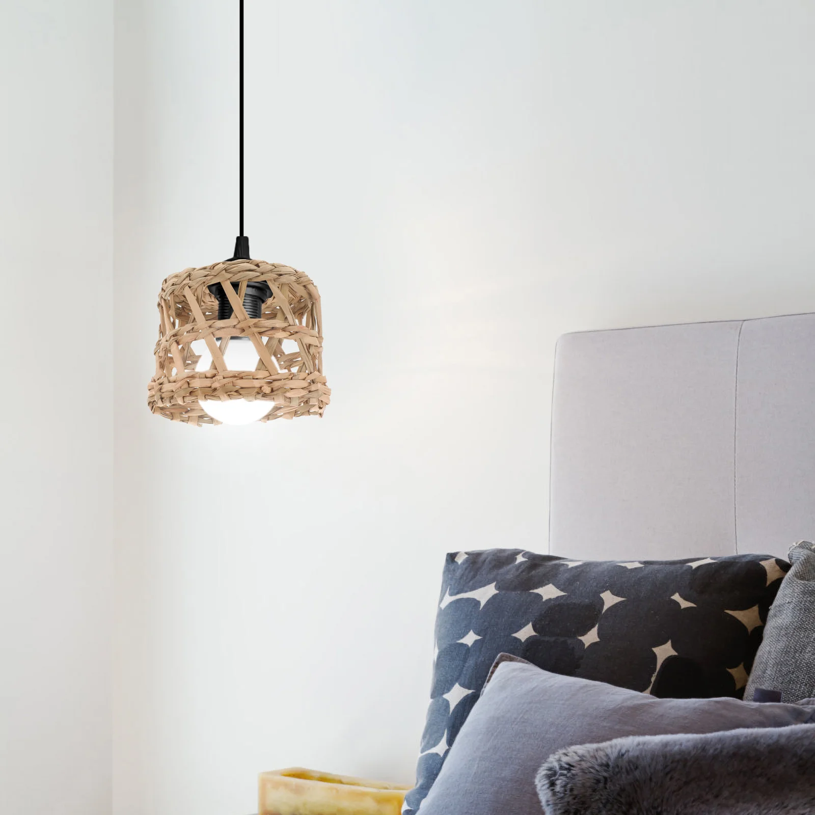

Decorative Straw Woven Lampshade Boho Pendant Light Cover Rustic Design for Hotels and Homes Pendant Lamp Shade