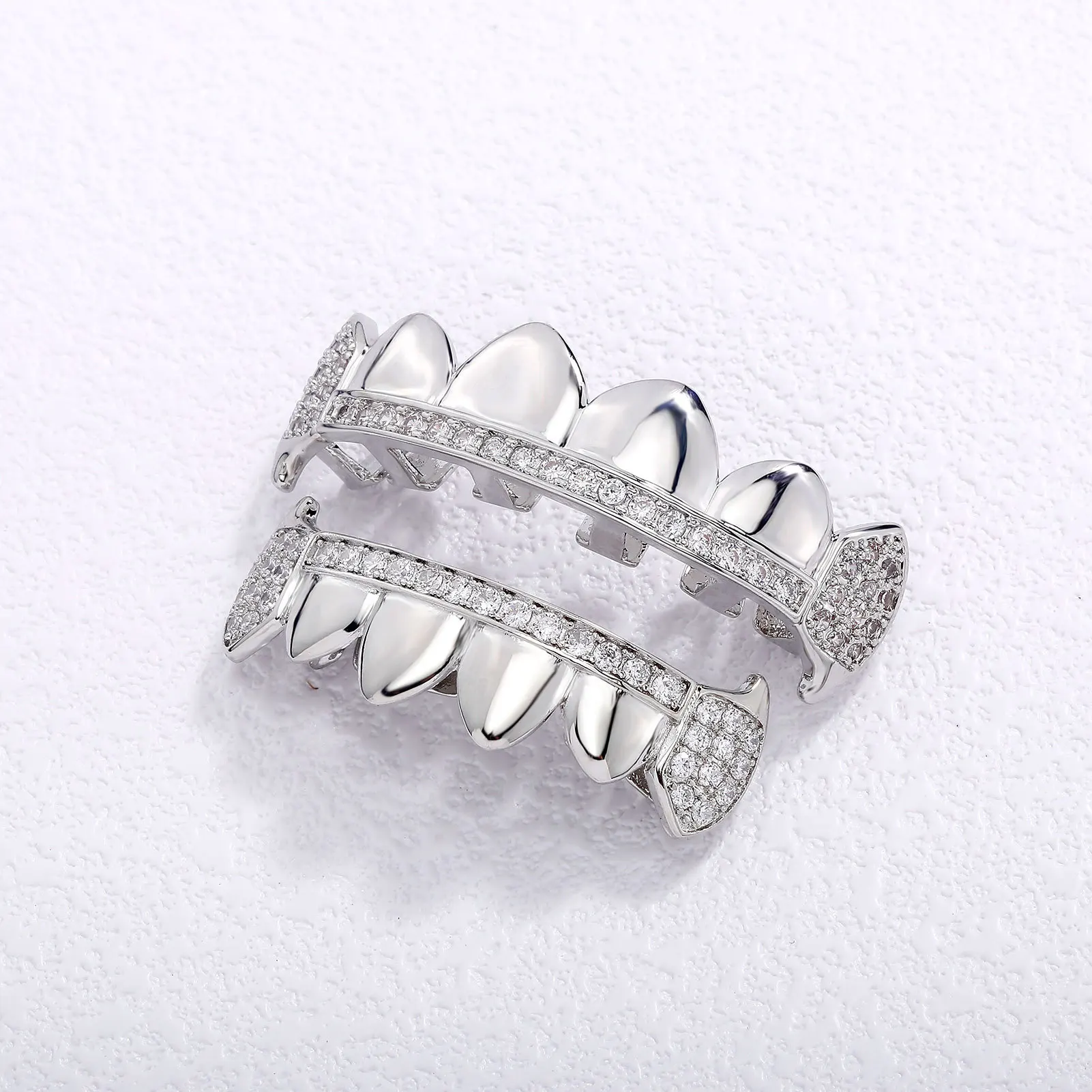 Top Bottom Grillz Set Smooth Teeth With Side Paved Zircon Copper Iced Out Grillz Hip‑Hop Rapper Party  Accessory Silver Gold