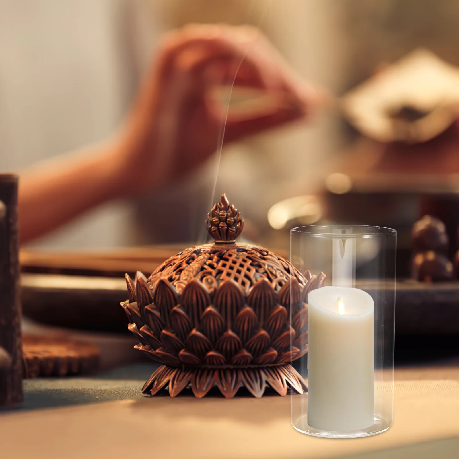 

2Pcs Glass Cylinder Holders Clear Decorative Hurricane Tealight Holders for Wedding Party and Home Centerpieces