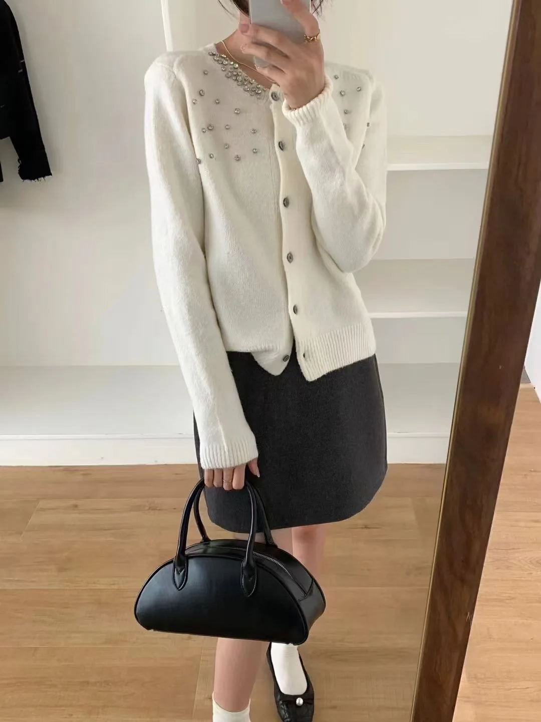 Charming Diamond Inlaid Knitted Cardigan 2024 New Autumn/Winter Women\'s Round Neck Long Sleeve Sweater Fashion Elegant Jacket