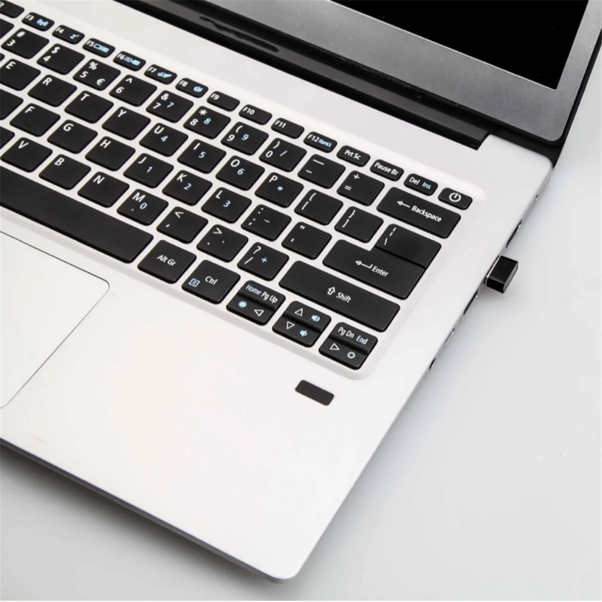 

Efficient Bluetooth 5.3 AX900 USB Dongle Wireless Network Card