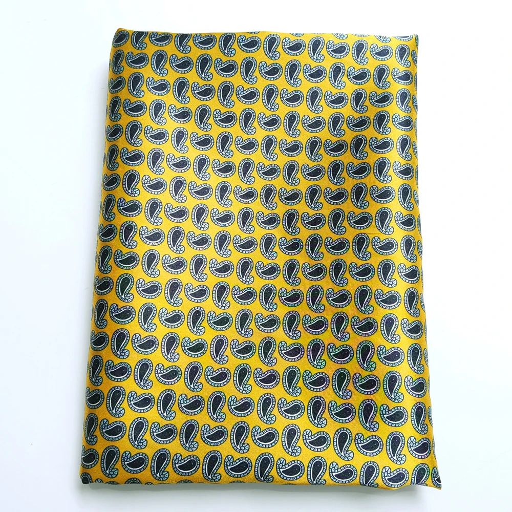 1 Meter x 1,48 Meter ethnischer Paisley-Stoff für Schal, Hut, DIY, seidiger Satinstoff – Detail 12