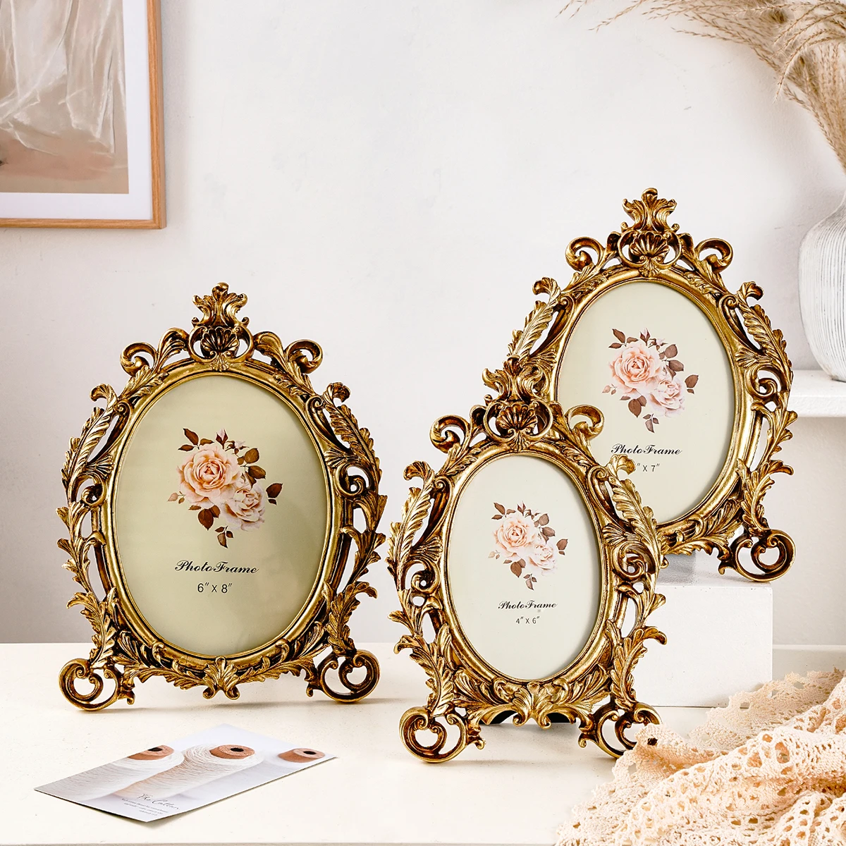 

1PC, a European-style retro golden lace oval-shaped resin decorative photo frame, suitable for living rooms and bedrooms