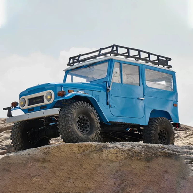 FMS 1/10 Toyota FJ40 Napęd na cztery koła Off Road Zdalnie sterowany pojazd Wspinaczka na świeżym powietrzu Twarda skorupa Symulacja samochodu Model