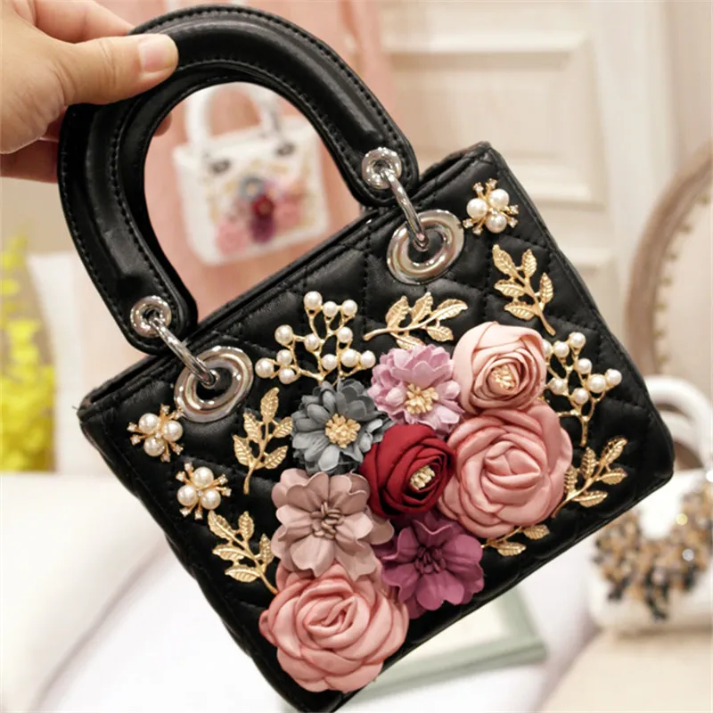 2022 Spring New Fashion Women\'s Bag Minority Flower Pearl Portable One Shoulder Messenger Bag Princess Bag Classic Versatile