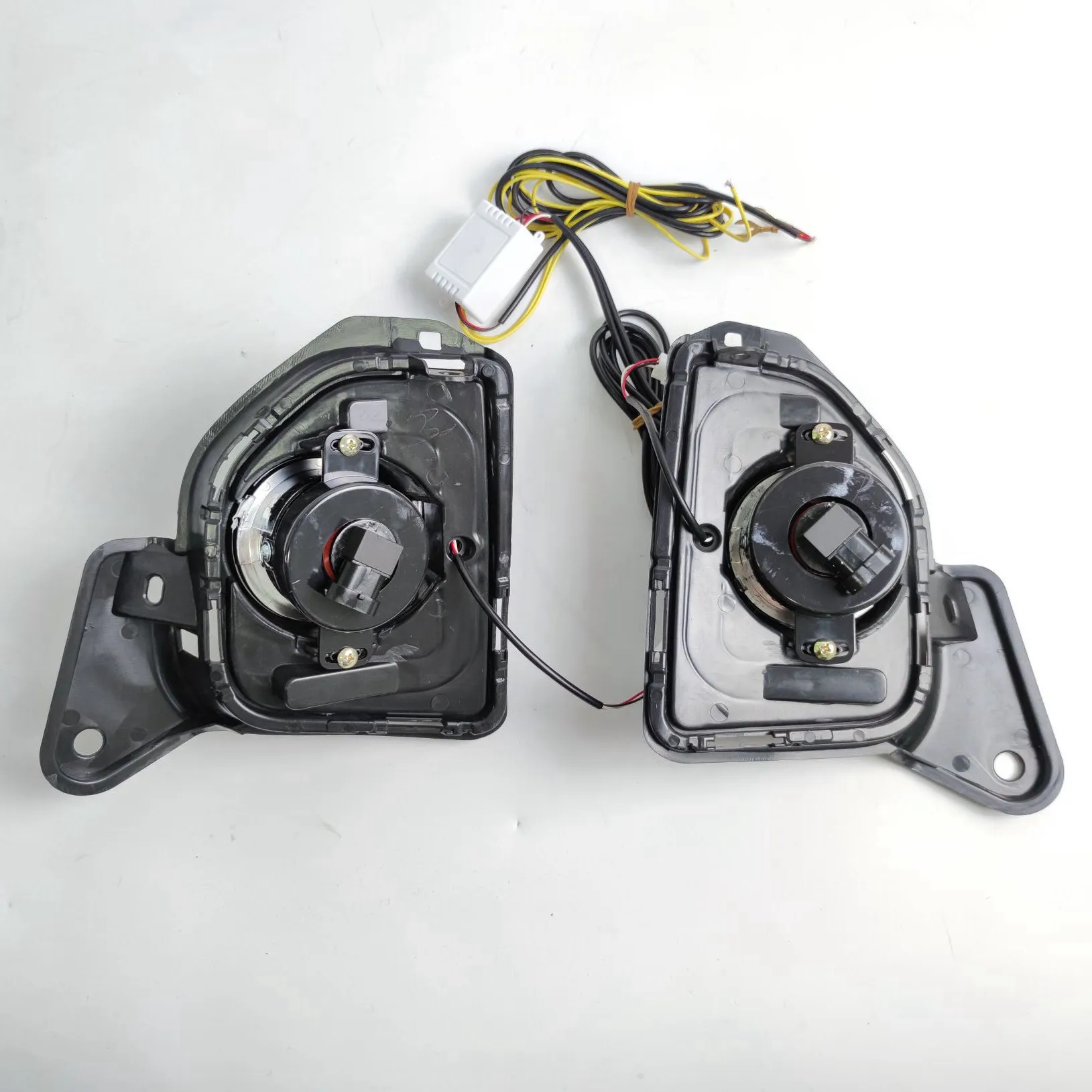 2 Stuks Led 12V Abs Auto Mistlamp Drl Dagrijlicht Voor Toyota Hiace 2014 2015 2016 2017 2018 Met Richtingaanwijzer