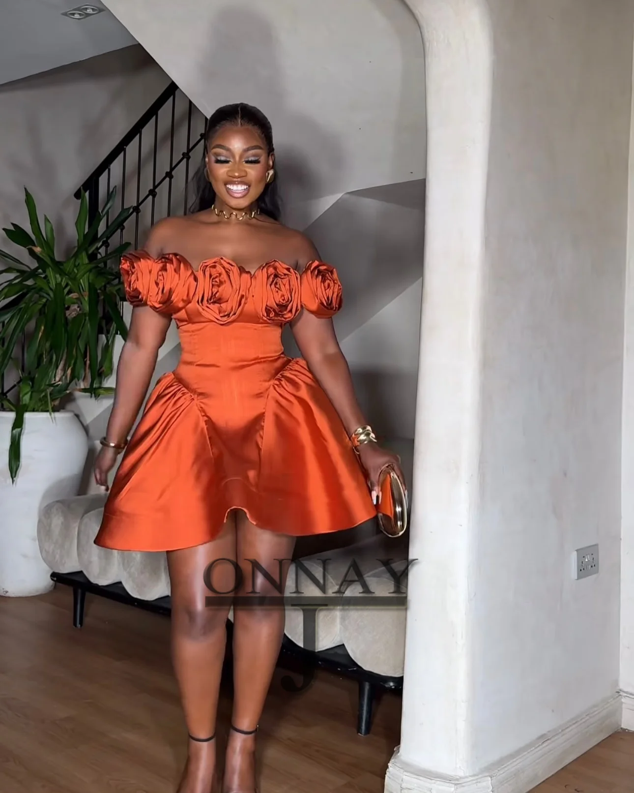 

Customized Fashion Flowers Homecoming Dresses African Women Off Shoulder Mini Women Saudi Arabric Bespoke Cocktail Dress