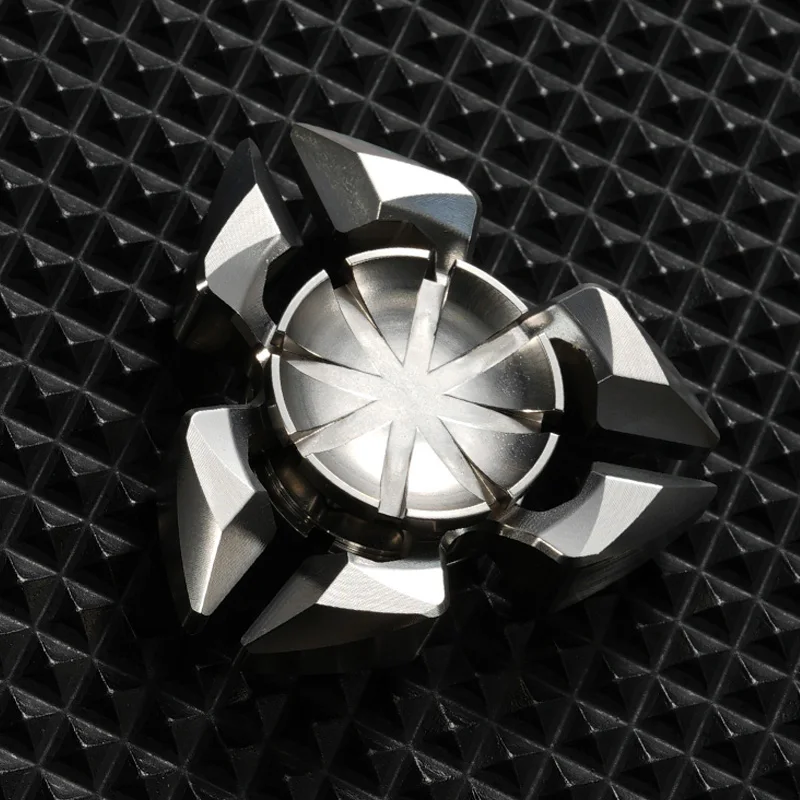 Futurista estilo Punk EDC Fidget Spinner de acero inoxidable, juguete fresco, herramienta de concentración de TDAH, juguetes para aliviar el estrés de escritorio