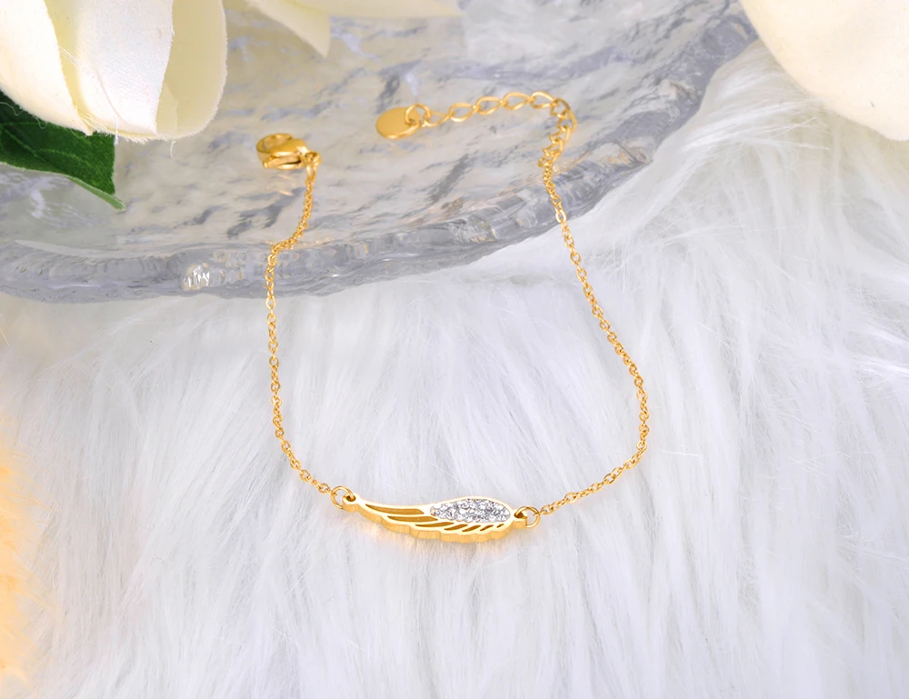 Lokaer Classic Angel\'s Wings Charm Bracelets For Women Girls Stainless Steel Rhinestone Luxury Jewelry Pulseras Mujer B23006