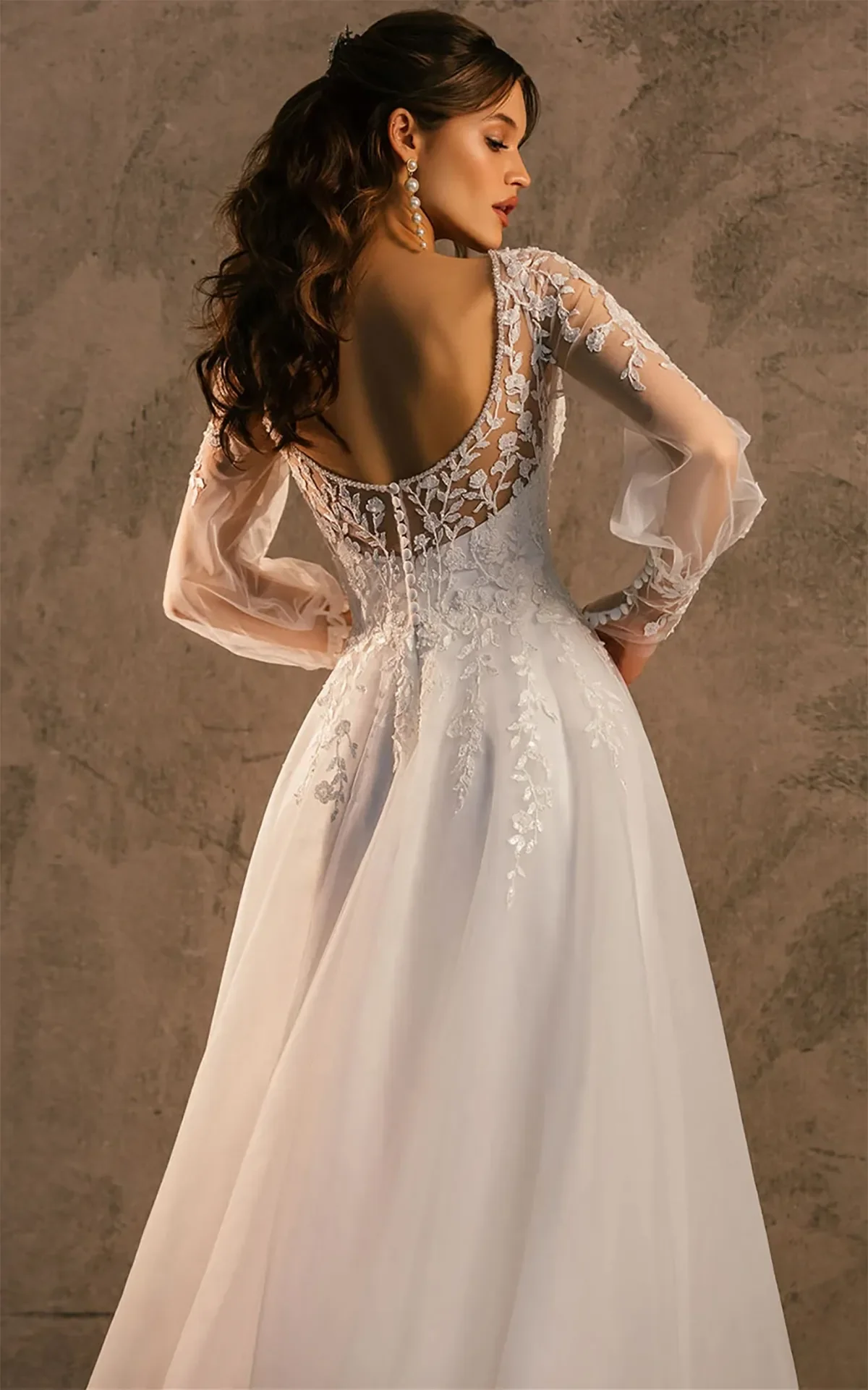 Robe de mariée à manches longues pour femmes, simple, ligne A, sexy, col en V, dos nu, patients, quelles que soient les appliques, balayage, train, sur mesure