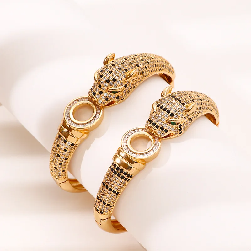New Exquisite Personalized Light Luxury Hip Hop Full Diamond Leopard Women\'s Bracelet