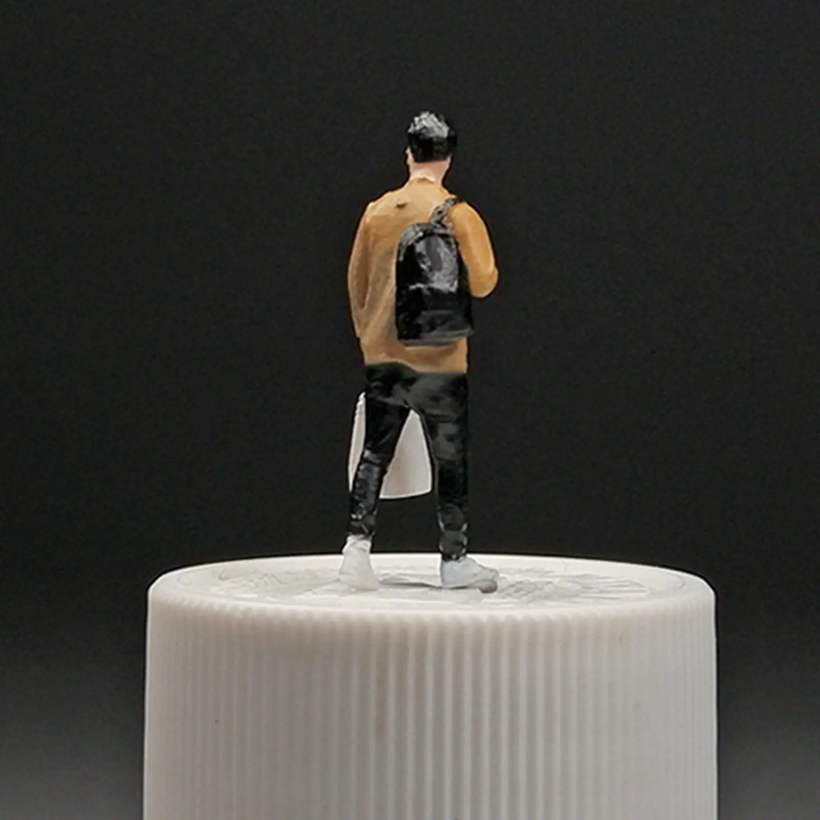 

Resin Diorama Street Character Figure Model Trains People Figures for Miniature Scene Decor