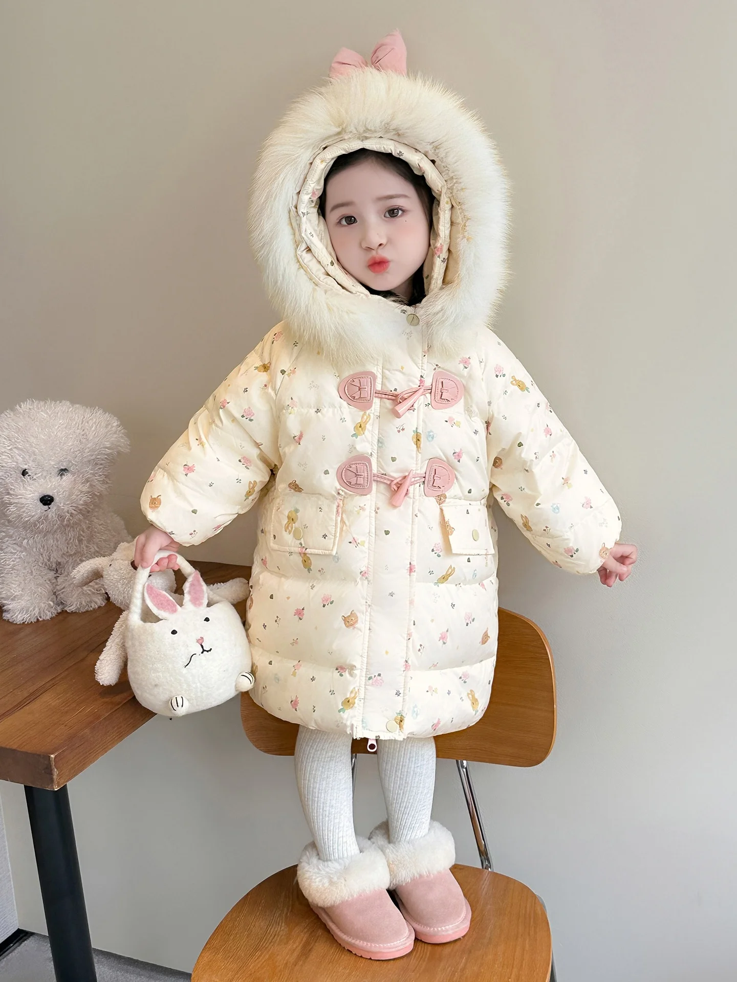 女の子用冬用ダウンジャケット 軽量 暖かい ホワイト ダウンコート スリ 子供用冬服 韓国風 スリ レギュラーフィット