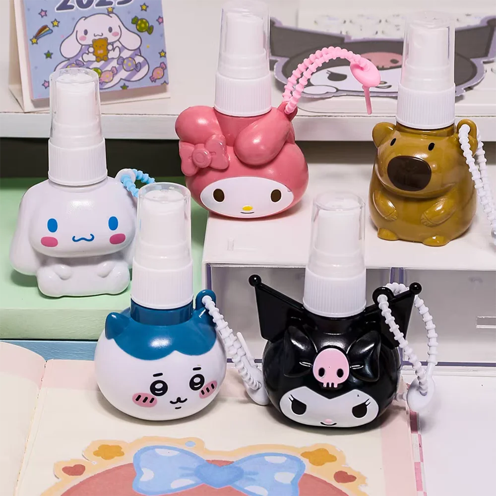 Botella dispensadora Kawaii Sanrio Hello Kitty Chiikawa de 50Ml, Mini botella pulverizadora de Perfume portátil de viaje con puntada de capibara de dibujos animados, regalos