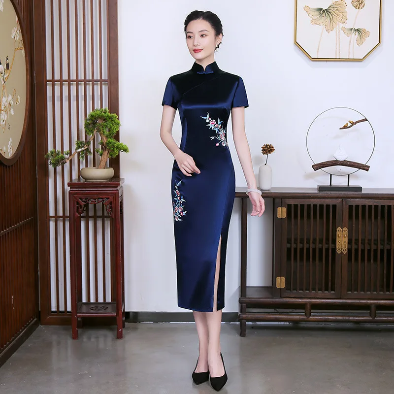 

Yourqipao Chinese Traditional Embroidery Cheongsam Dress Plus Size Mother Of The Bride Qipao Evening Dress for Women