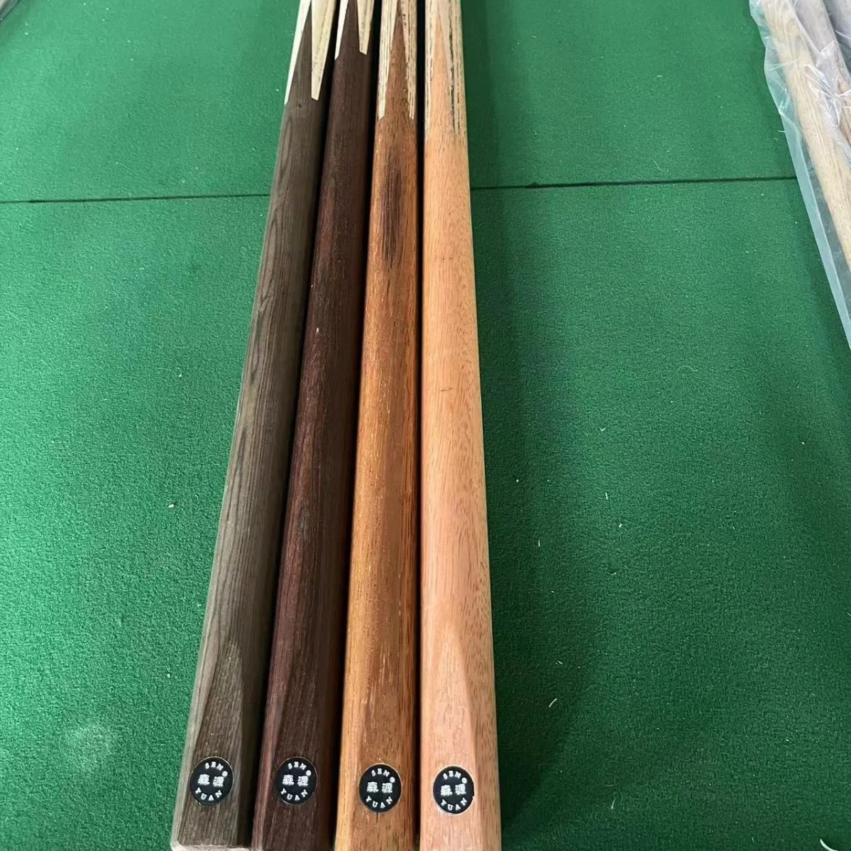 Custom Billiards Club Stick 1/2 Wooden Snooker & Billiard Cues Double Section Pool Cue 3/4