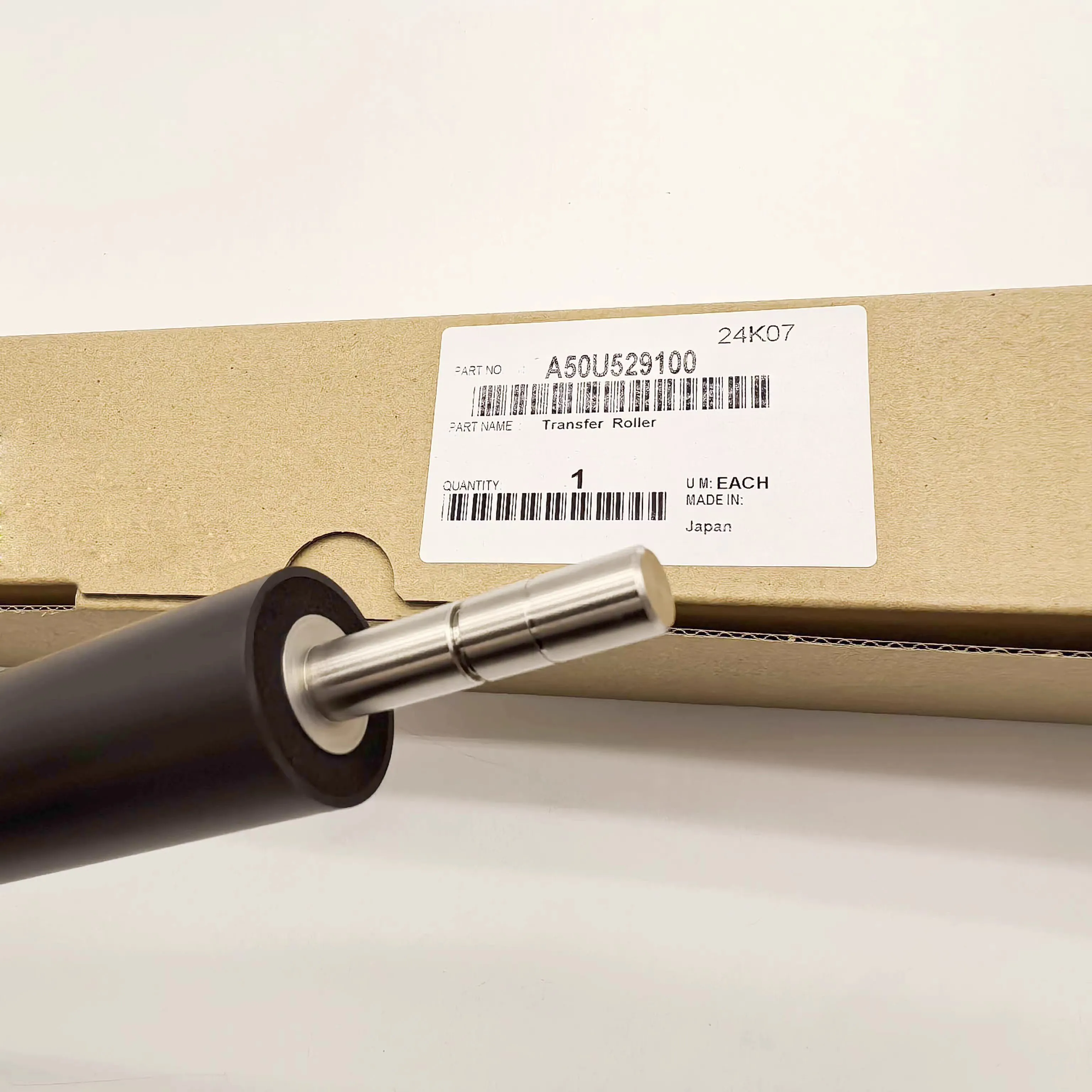 

A50U529100 Original New Transfer Roller for Konica Minolta C1060 C1070 C2060 C2070 C3070 C3080 C4065 C4070 C4080 A50U520001