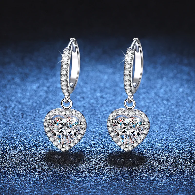 PT950 Platinum Classic Heart-shaped Sparkly Earrings, 2ct Heart Cut Moissanite Drop Earring for Women with GRA Certified