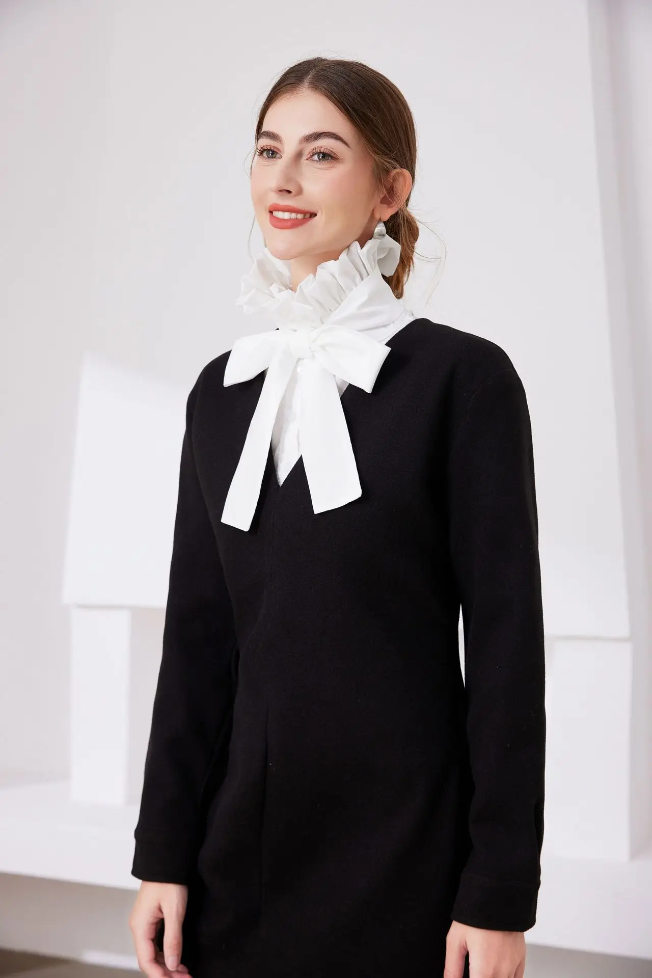 Finto Collare Con Risvolto Scialle Donna - Colletto Rimovibile Elegante Per Maglione E Camicia, Morbido In Poliestere (Bianco/Nero)