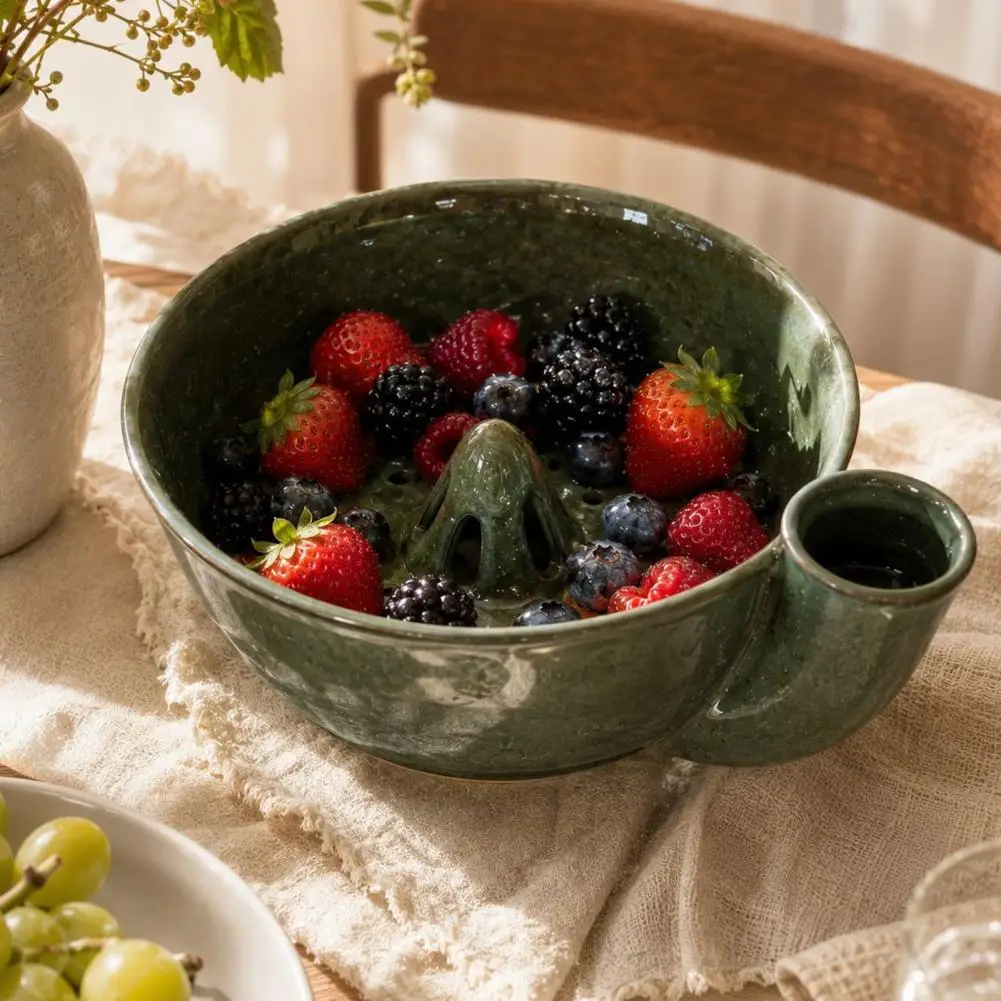 Berry Washing Bowl Fruit Strainer with Water Guide Self-spinning Berry Colander Bowl with Ceramic Vortex Strainer Fruit