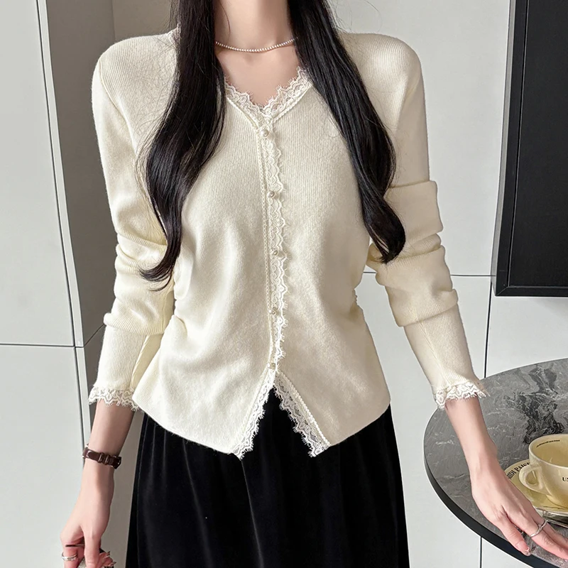 

Heavyweight Lace Trimmed V-Ne Thiened Knitted Top Women's Design Pearl Button Long Sve Base Layer irt Commute Sle