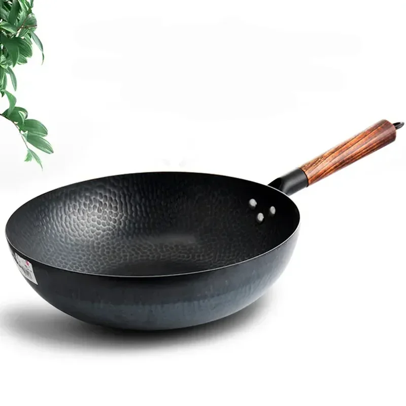 32cm Chinese Traditional Handmade 100% Iron Wok Thickening Non Coated Round Bottom Pan Wok Cook Large Cooking Pot with Wood Lid