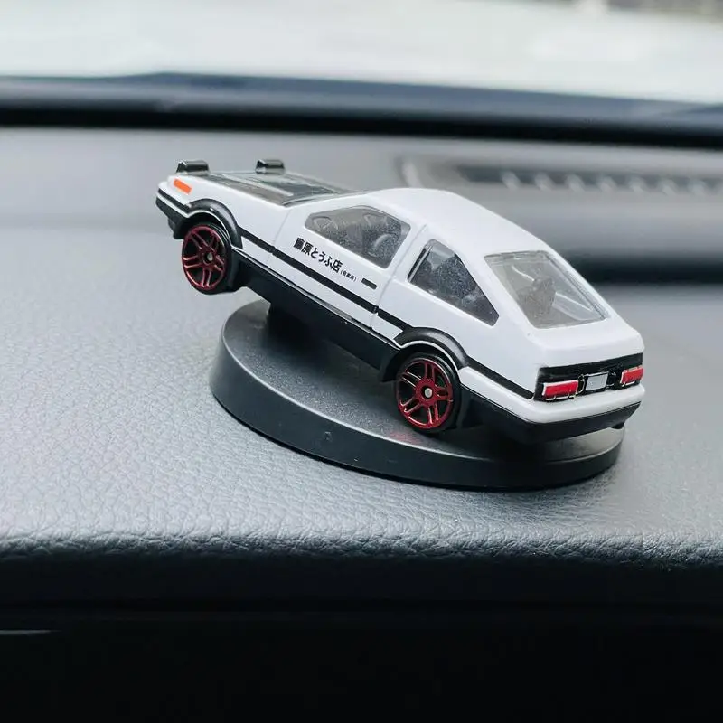 Berputar AE86 Drift mobil ornamen giroskop Model mobil klasik patung balap Drifting dasbor ornamen hadiah untuk pria anak laki-laki