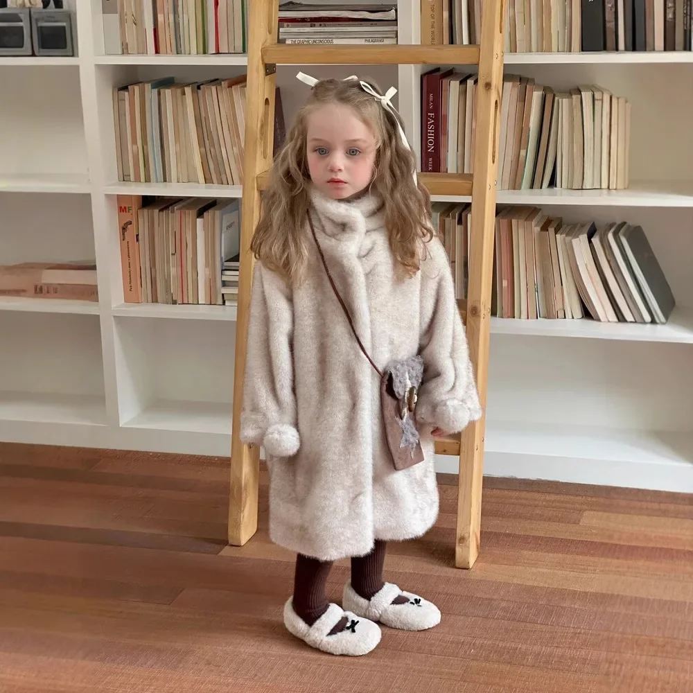 Girls Coat 2024 Winter New Childrens Clothing Girls Baby Foreign Style Thickened Warm Fur One Coat Casual Simple Daily