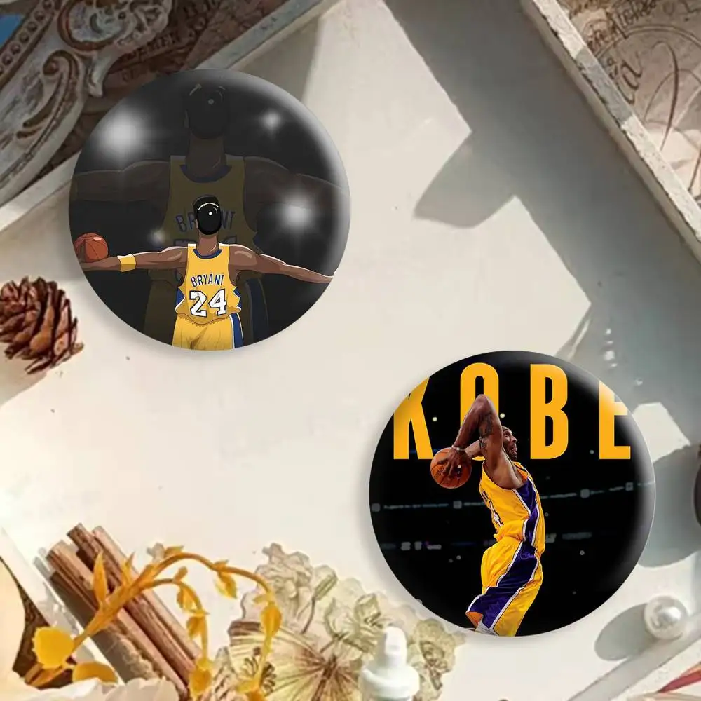 K-KOBE Champion Bryant Badges Creative Tinplate Button PinsBrooch Badge Clothes Backpack